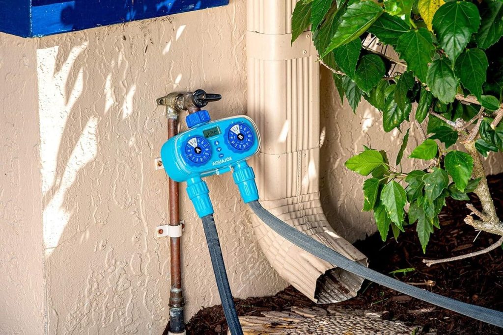 Aqua Joe site Premium Hose and Sprinkler